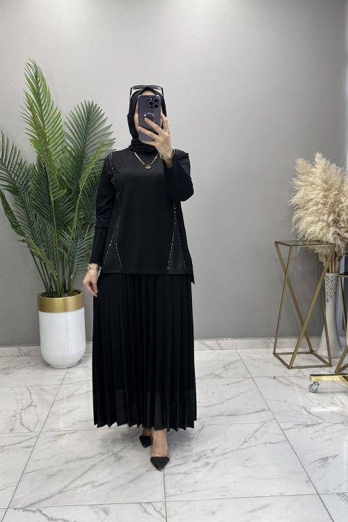 Irmak Taşlı Etekli Takım Siyah